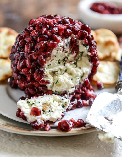 Gorgonzola Boule with Dried Cranberries & Praline Pecans